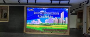 觸控延遲0.01秒 vs 0.1秒：差10倍的價(jià)格背后，會(huì)議平板觸控技術(shù)的水有多深？”